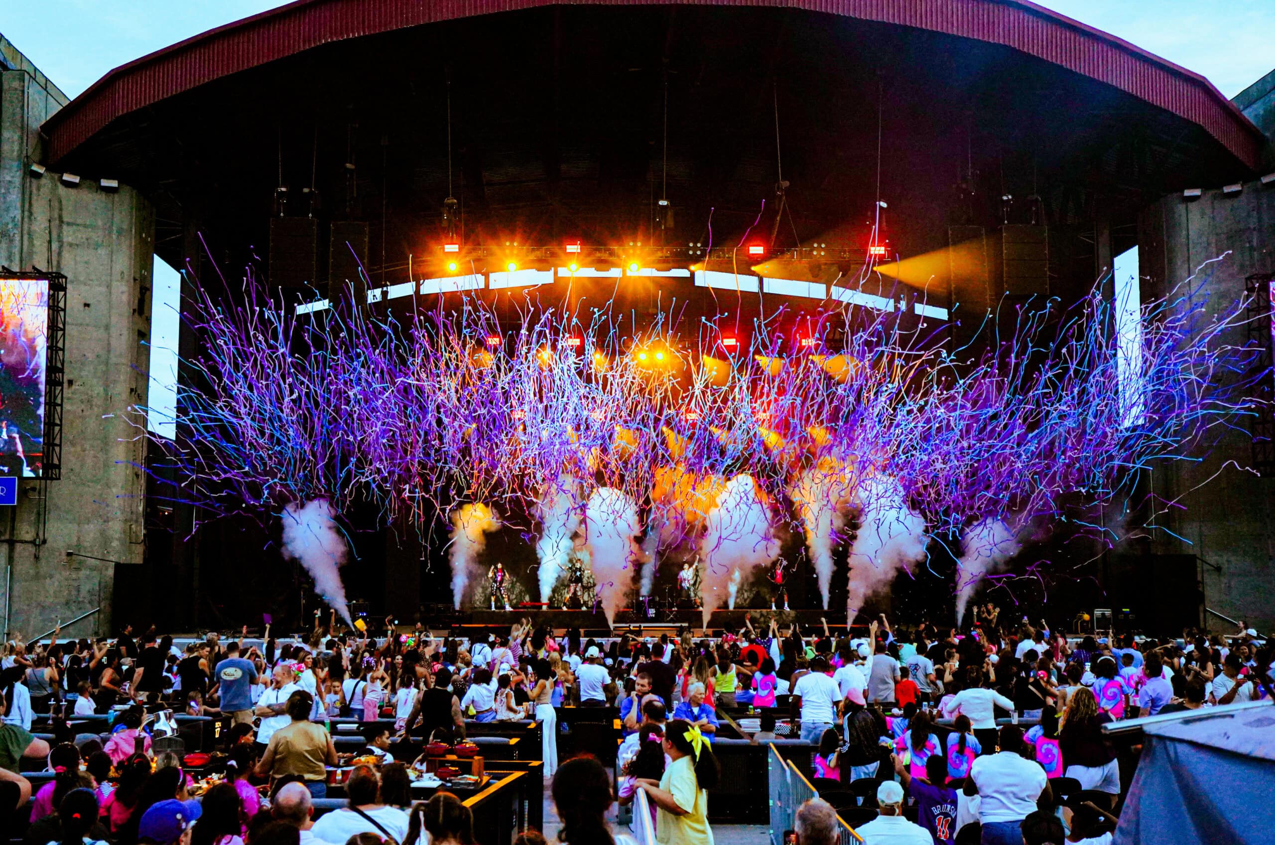 Featured image for “KIDZ BOP LIVE at Jones Beach Was an Unforgettable Night of Family Fun!”